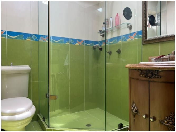 Casa de 7 alcobas en venta en Colina Campestre, Envigado, 264 m² · foto 7 de 11