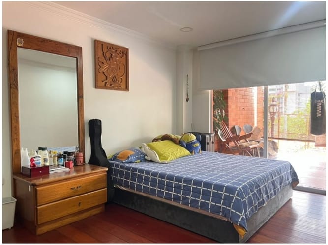 Casa de 7 alcobas en venta en Colina Campestre, Envigado, 264 m² · foto 9 de 11