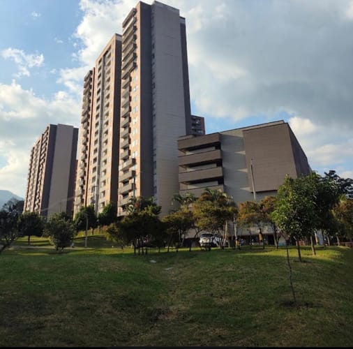 Apartamento en venta en Las Brisas, La Estrella · foto 12 de 24