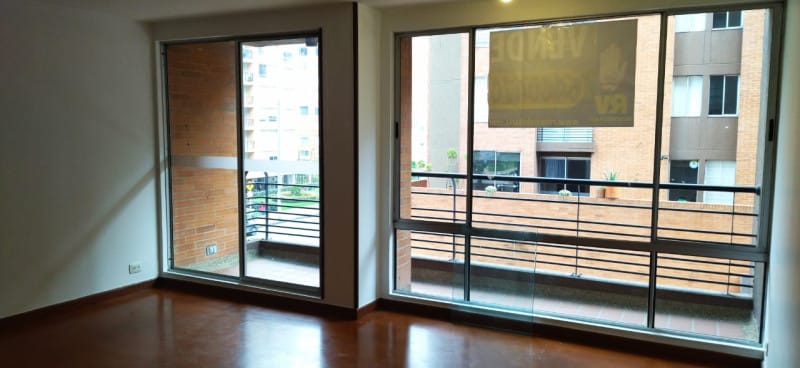 Apartamento de 3 alcobas en venta en La Felicidad, Bogotá, 82 m² · foto 15 de 18