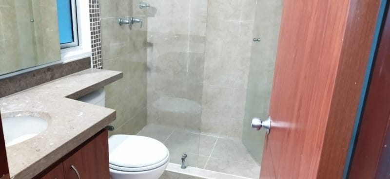 Apartamento de 3 alcobas en venta en La Felicidad, Bogotá, 82 m² · foto 17 de 18