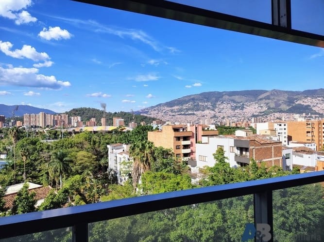 Oficina en arriendo en Laureles, Medellín, 270 m² · foto 14 de 24