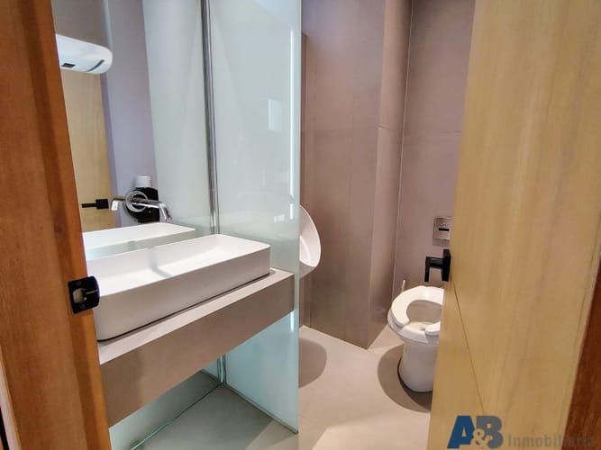 Oficina en arriendo en Laureles, Medellín, 270 m² · foto 20 de 24