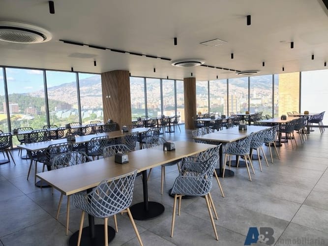 Oficina en arriendo en Laureles, Medellín, 270 m² · foto 24 de 24