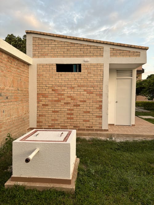 Casa de 3 alcobas en venta en Rozo, Palmira, 292 m² · foto 5 de 24