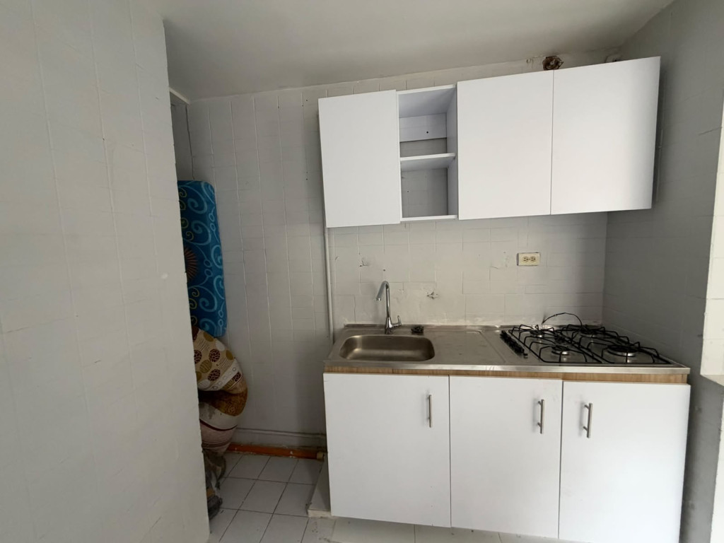 Casa en venta en Ciudad Jardin Sur, Bogotá · foto 6 de 19