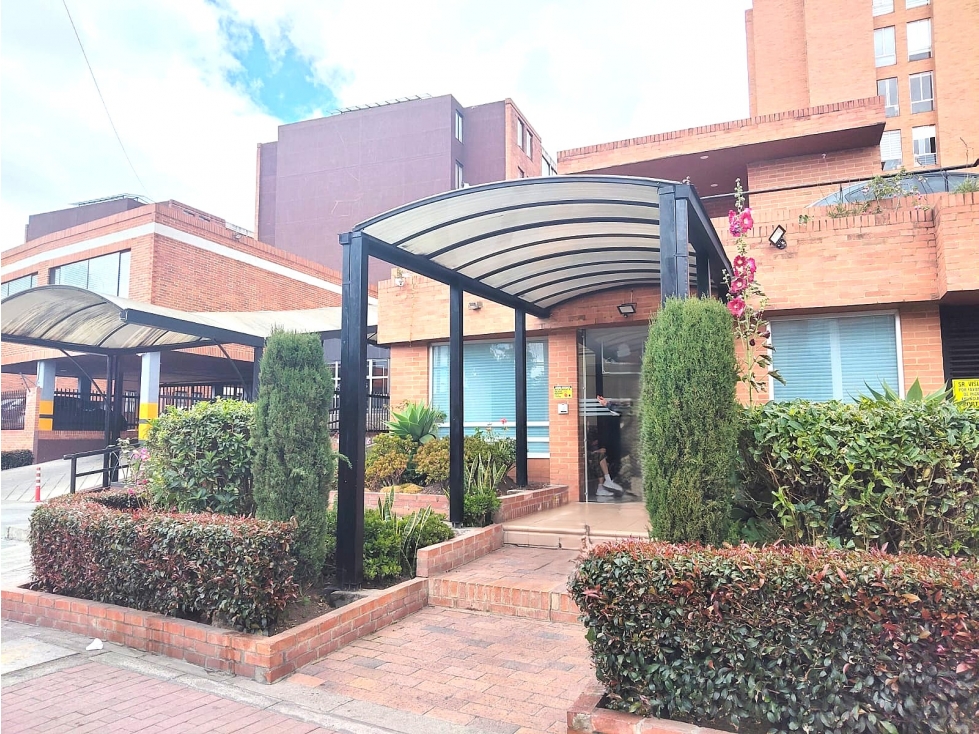 Apartamento en venta en Pinar De Suba, Bogotá · foto 2 de 21