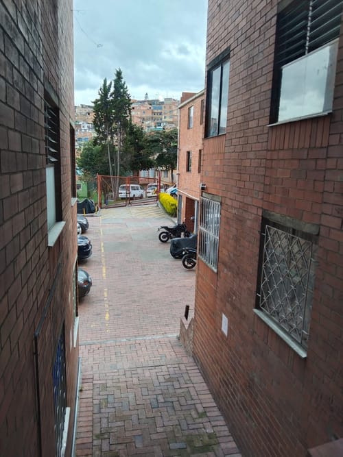 Apartaestudio en venta en Las Lomas, Bogotá, 30 m² · foto 7 de 24