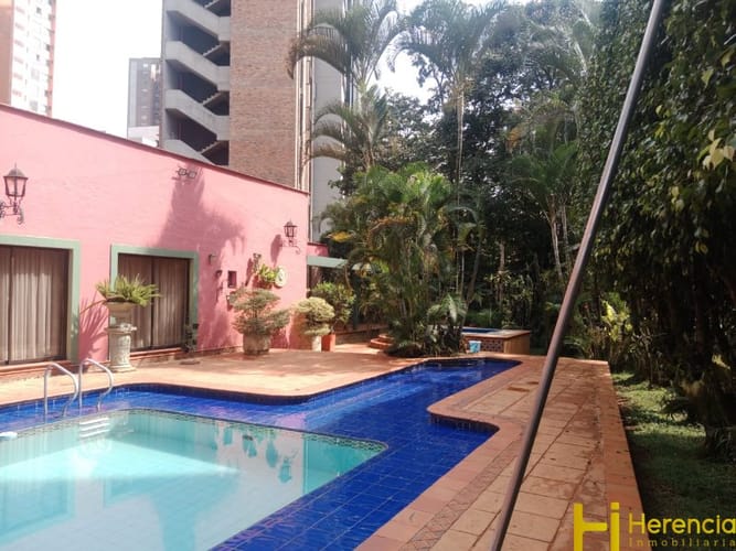 Casa de 4 alcobas en venta en Las Lomas, Medellín, 450 m² · foto 5 de 21