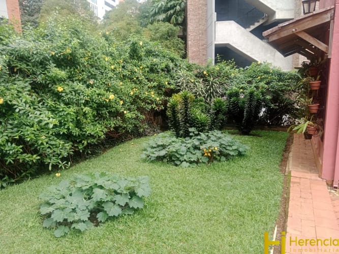 Casa de 4 alcobas en venta en Las Lomas, Medellín, 450 m² · foto 21 de 21