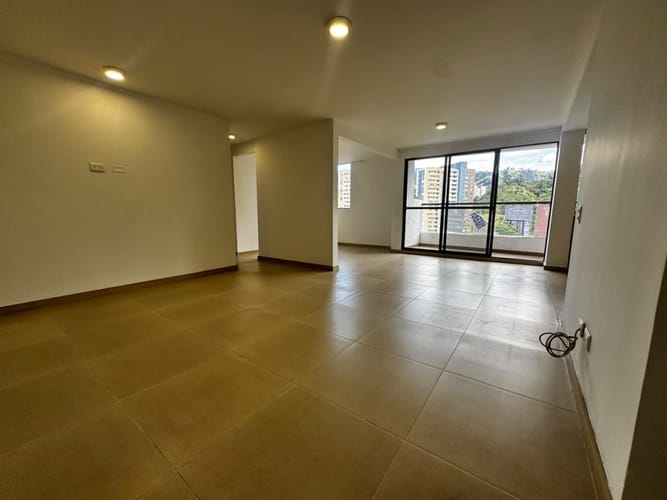 Apartamento de 2 alcobas en arriendo en Monteazul, Sabaneta, 78 m² · foto 4 de 10
