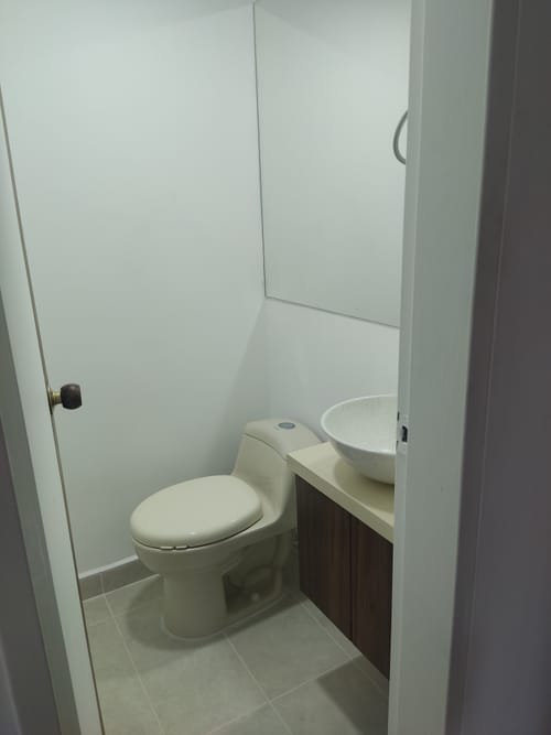 Apartamento de 3 alcobas en arriendo en Las Acacias, Medellín, 120 m² · foto 2 de 13