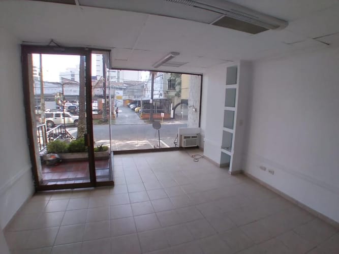Local en arriendo en Versalles, Cali, 34 m² · foto 7 de 11