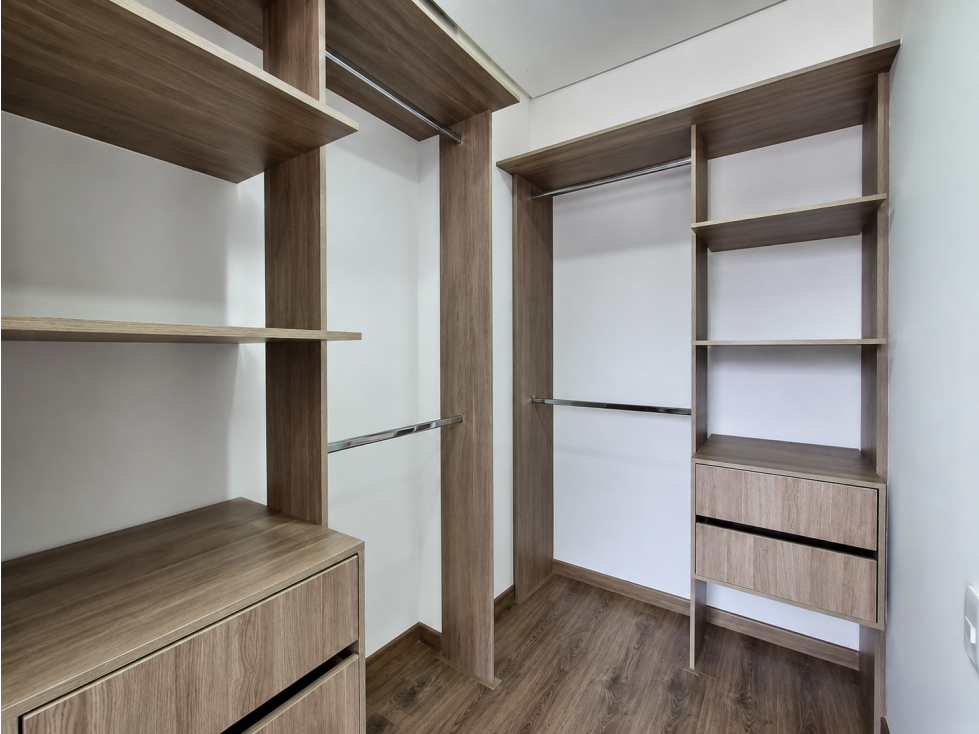 Apartamento en venta en Santa Barbara Occidental, Bogotá · foto 10 de 12