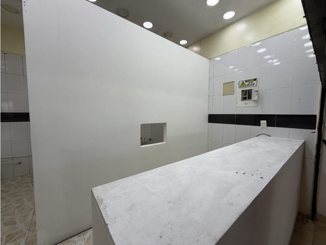 Local en arriendo en San Diego, Medellín, 18 m² · foto 3 de 7