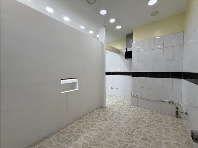 Local en arriendo en San Diego, Medellín, 18 m² · foto 5 de 7