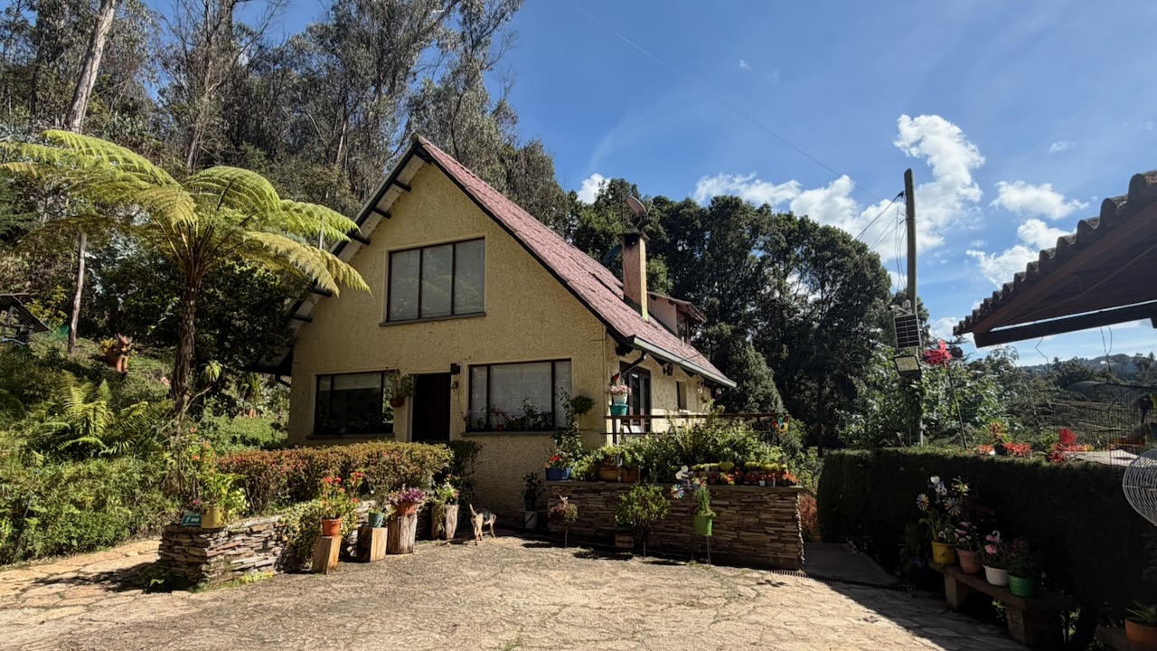 Casa en venta en El Libano, La Calera · foto 17 de 20