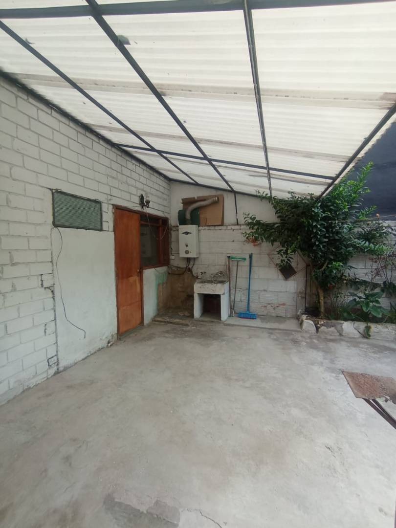 Casa en venta en Kennedy Central, Bogotá · foto 3 de 24