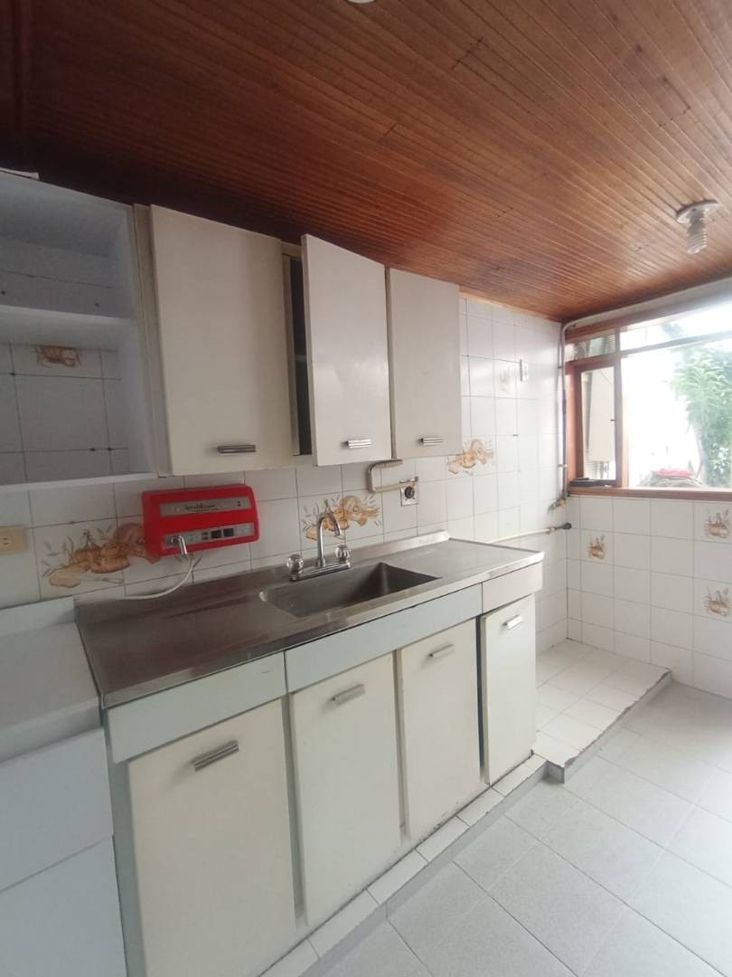 Casa en venta en Kennedy Central, Bogotá · foto 7 de 24