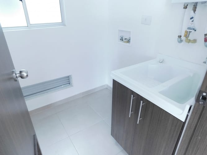 Apartamento de 3 alcobas en venta en Nueva Castilla, Bogotá, 67 m² · foto 6 de 24