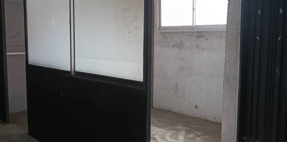 Local en arriendo en Caribe, Medellín, 157 m² · foto 5 de 10