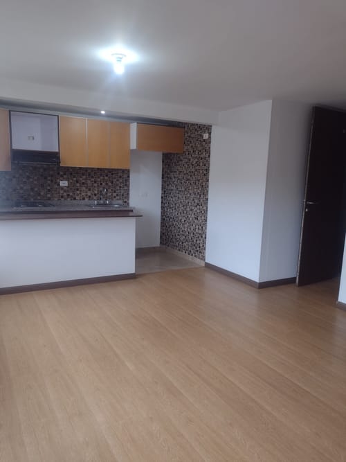 Apartamento de 3 alcobas en venta en Villas De Granada, Bogotá, 70 m² · foto 9 de 20