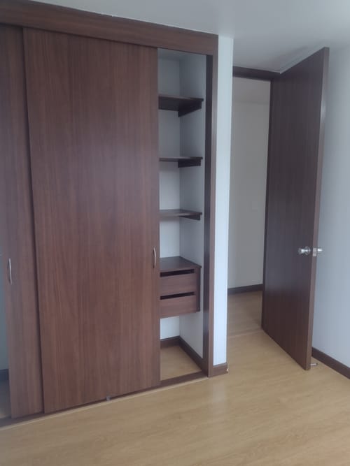 Apartamento de 3 alcobas en venta en Villas De Granada, Bogotá, 70 m² · foto 19 de 20