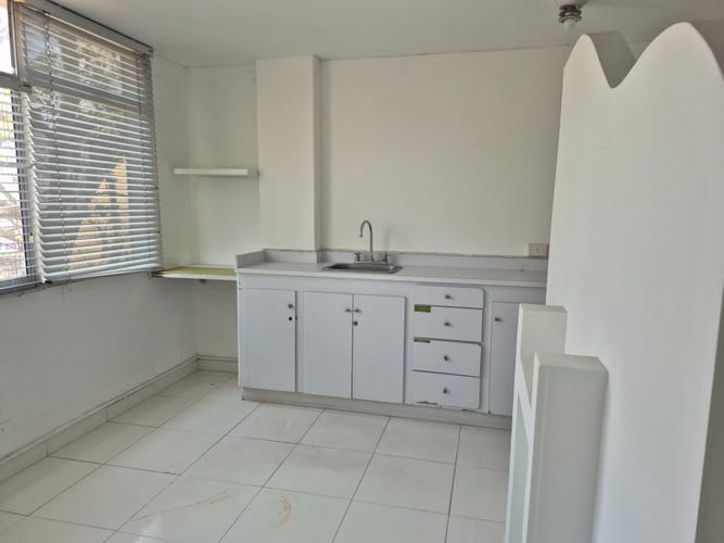 Local en arriendo en San Vicente, Cali, 120 m² · foto 5 de 11