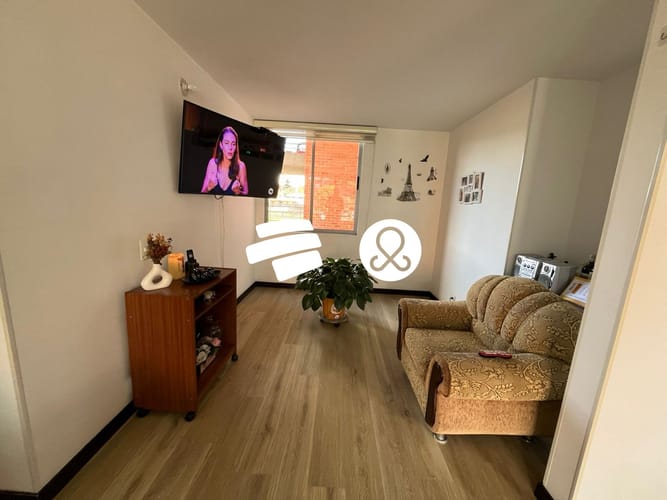 Apartamento de 3 alcobas en venta en Conjunto Residencial Zaragoza, Madrid, 90 m² · foto 6 de 24