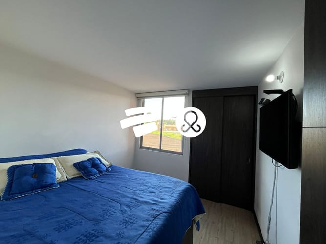 Apartamento de 3 alcobas en venta en Conjunto Residencial Zaragoza, Madrid, 90 m² · foto 9 de 24