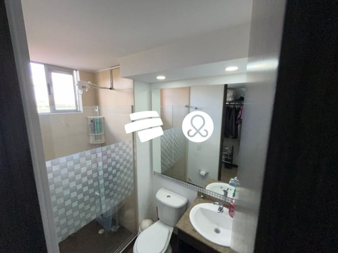 Apartamento de 3 alcobas en venta en Conjunto Residencial Zaragoza, Madrid, 90 m² · foto 13 de 24