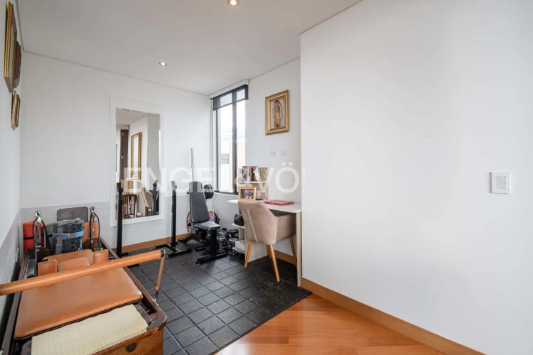 Apartamento de 3 alcobas en venta en Cerros De Suba, Bogotá, 186 m² · foto 8 de 19