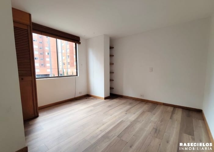 Apartamento de 3 alcobas en arriendo en Patio Bonito, Medellín, 120 m² · foto 9 de 14