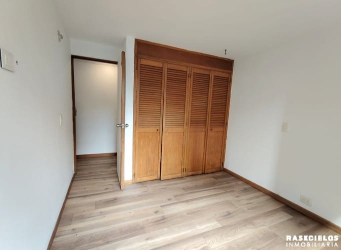 Apartamento de 3 alcobas en arriendo en Patio Bonito, Medellín, 120 m² · foto 13 de 14