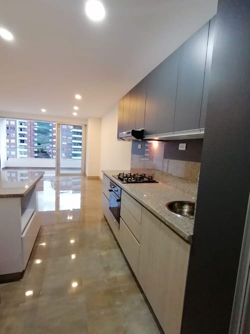 Apartamento de 3 alcobas en venta en Cristales, Cali, 108 m² · foto 21 de 24