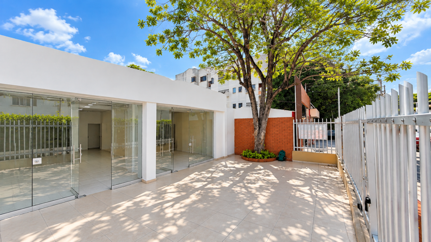Local en arriendo en Manga, Cartagena, 44 m² · foto 3 de 8