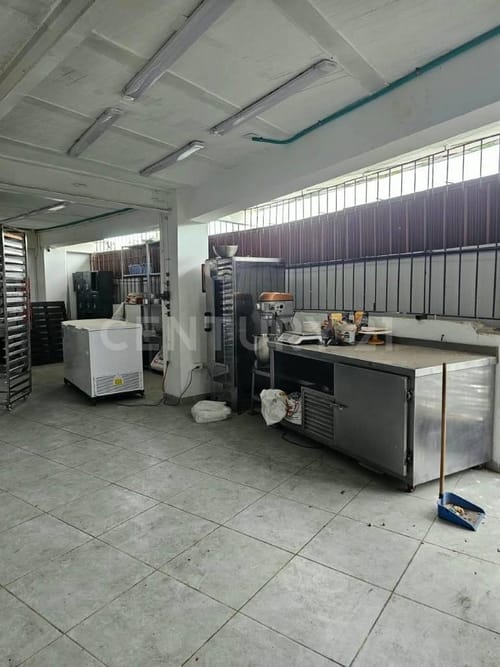 Local en arriendo en El Limonar, Cali, 80 m² · foto 3 de 6