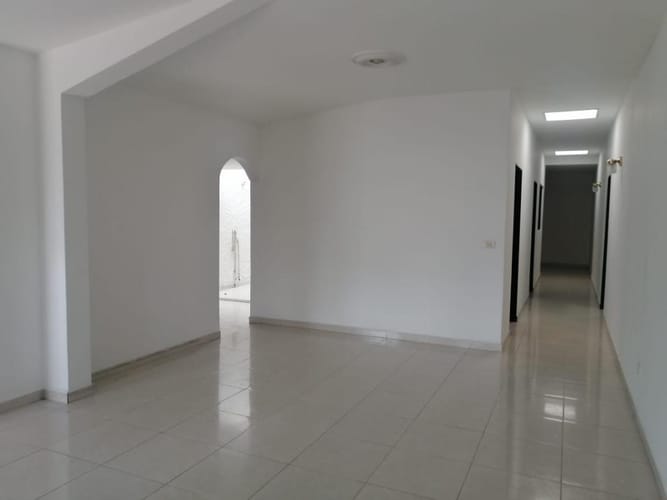 Casa de 4 alcobas en venta en Vipasa, Cali, 108 m² · foto 3 de 24