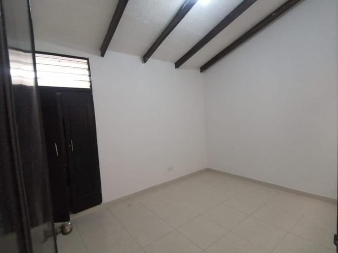 Casa de 4 alcobas en venta en Vipasa, Cali, 108 m² · foto 12 de 24