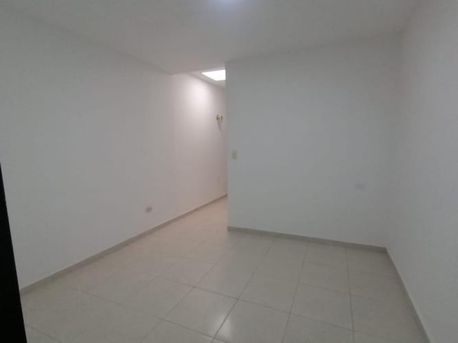 Casa de 4 alcobas en venta en Vipasa, Cali, 108 m² · foto 16 de 24