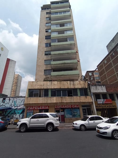 Oficina en venta en San Pedro, Cali, 122 m² · foto 6 de 21