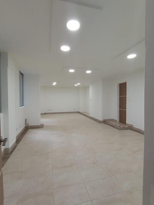 Oficina en venta en San Pedro, Cali, 122 m² · foto 14 de 21