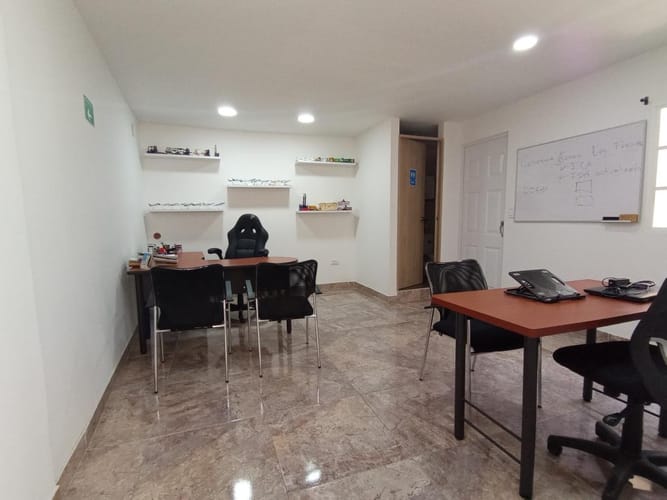 Oficina en venta en San Pedro, Cali, 122 m² · foto 16 de 21