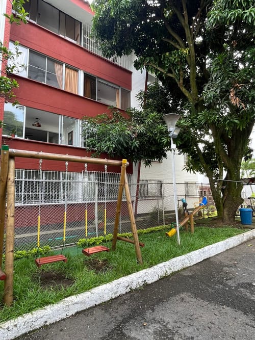 Apartamento de 4 alcobas en venta en Ciudad Capri, Cali, 95 m² · foto 2 de 16