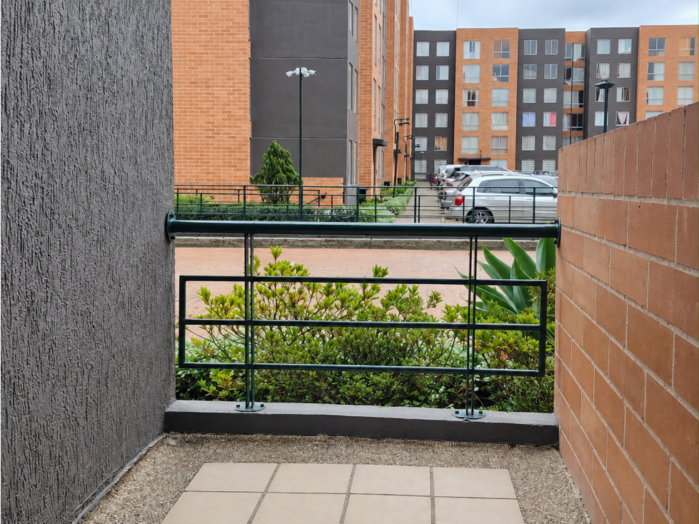 Apartamento en venta en Castilla, Bogotá · foto 5 de 15