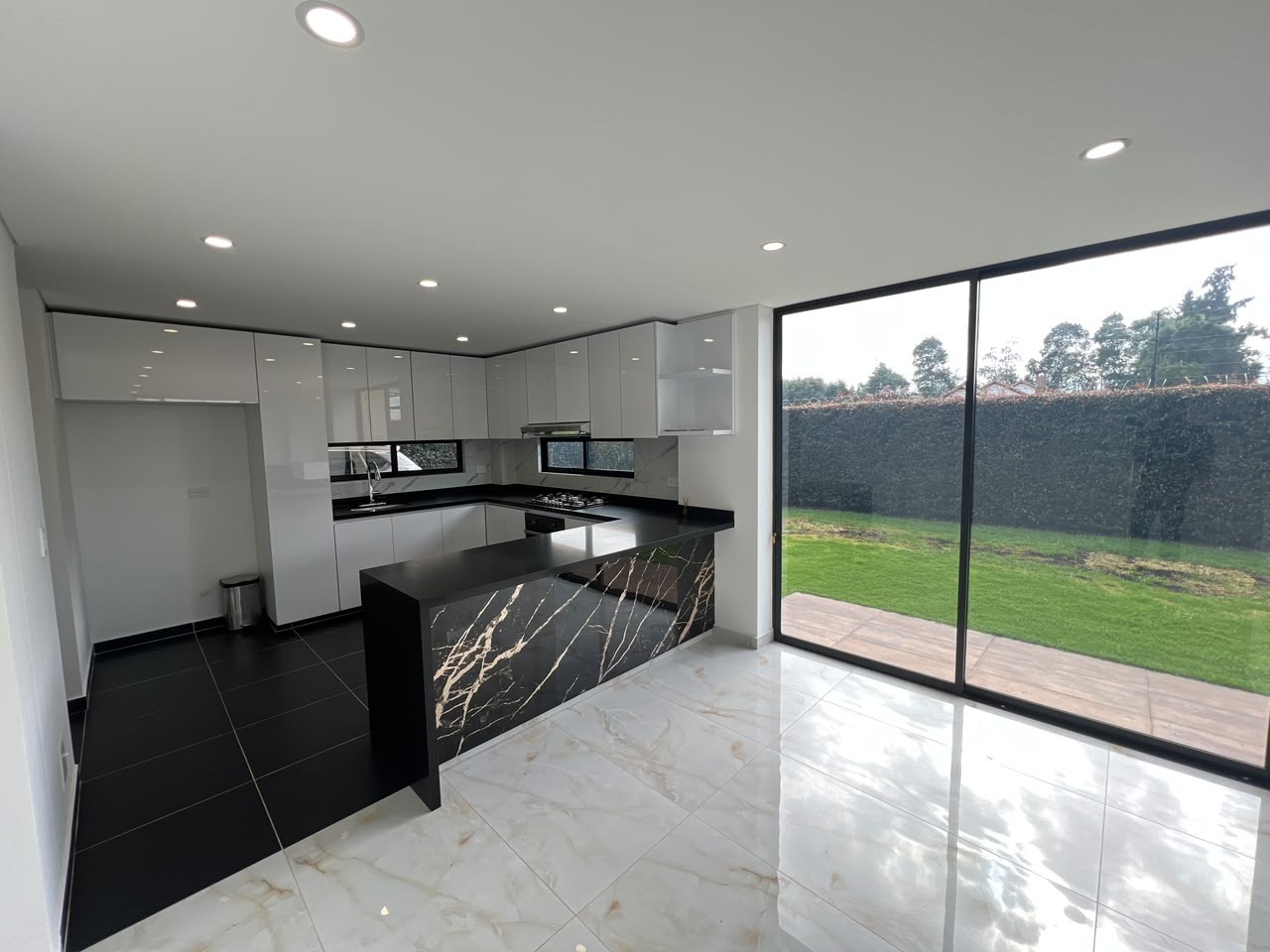 Casa en venta en Vda Canelon, Cajicá · foto 6 de 24