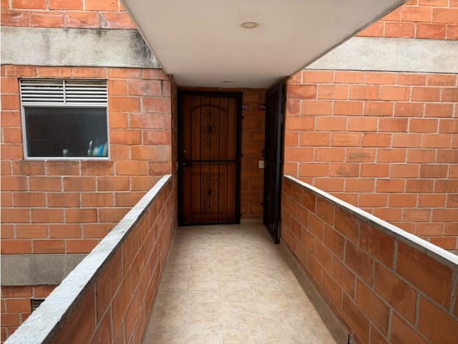Apartamento en venta en La Pilarica, Medellín · foto 3 de 15