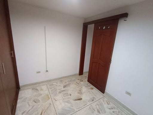 Apartamento de 2 alcobas en arriendo en El Carmelo Ii, Sabaneta, 65 m² · foto 10 de 12