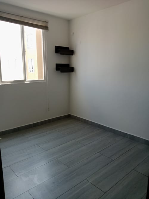 Apartamento de 2 alcobas en venta en Candelaria, 48 m² · foto 9 de 24