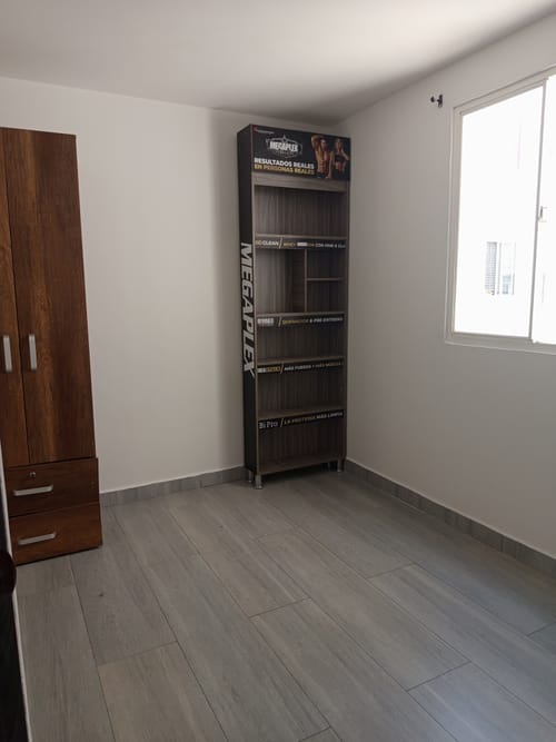 Apartamento de 2 alcobas en venta en Candelaria, 48 m² · foto 11 de 24